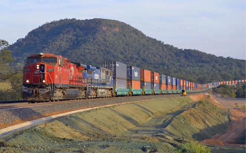 世界上最高的貨運(yùn)火車世界上最高的貨運(yùn)火車是什么