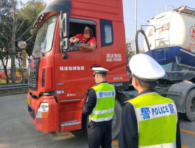 致貨運(yùn)人致貨運(yùn)企業(yè)及貨車司機(jī)的一封信