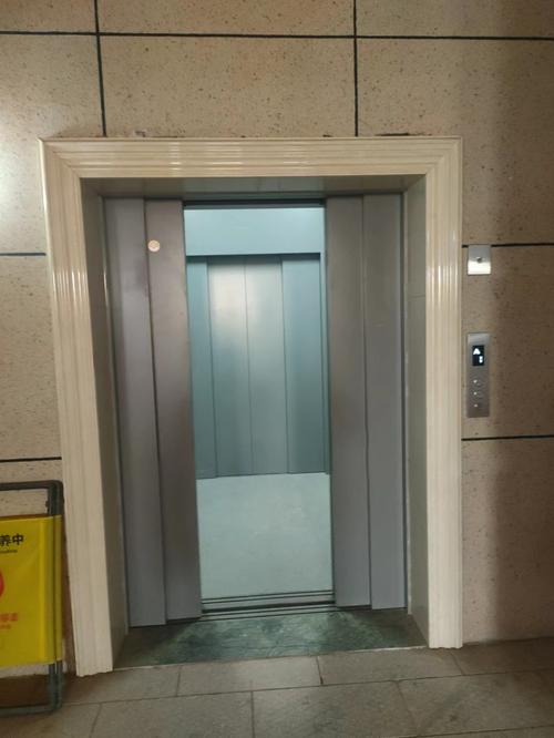 智能貨運(yùn)電梯智能貨運(yùn)電梯圖片